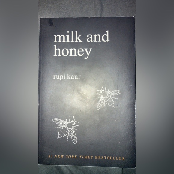 Milk and honey poetry book - Picture 1 of 1